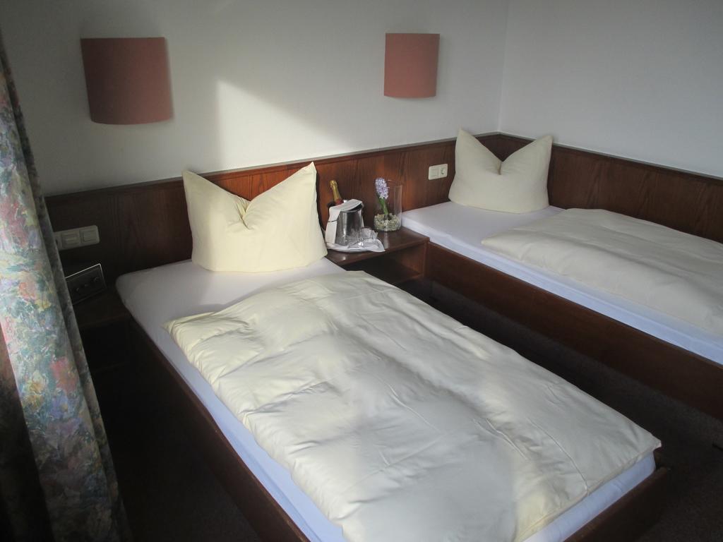 Adler Golf-& Tagungshotel Harth-Poellnitz Luaran gambar