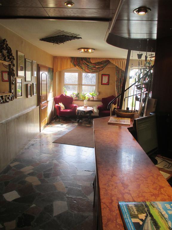 Adler Golf-& Tagungshotel Harth-Poellnitz Luaran gambar